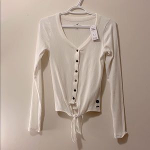 Tie front long sleeve Hollister top